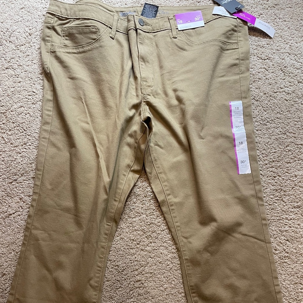 Mid Rise Khaki Jeggings size 18 (stretchy)